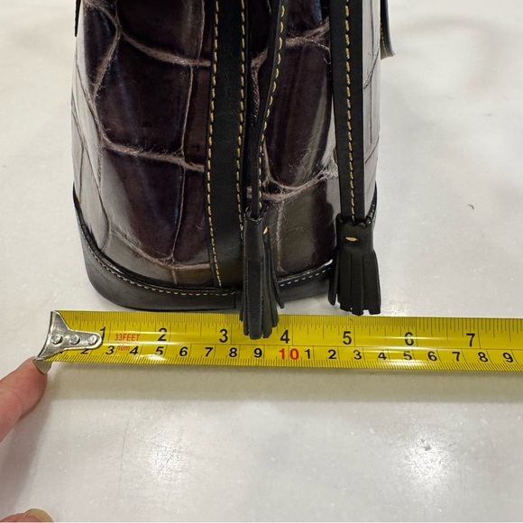 DOONEY & BOURKE CROC EMBOSSED COGNAC W/BLACK ACCENTS LEATHER TOTE SHOULDER BAG - Picture 10 of 16